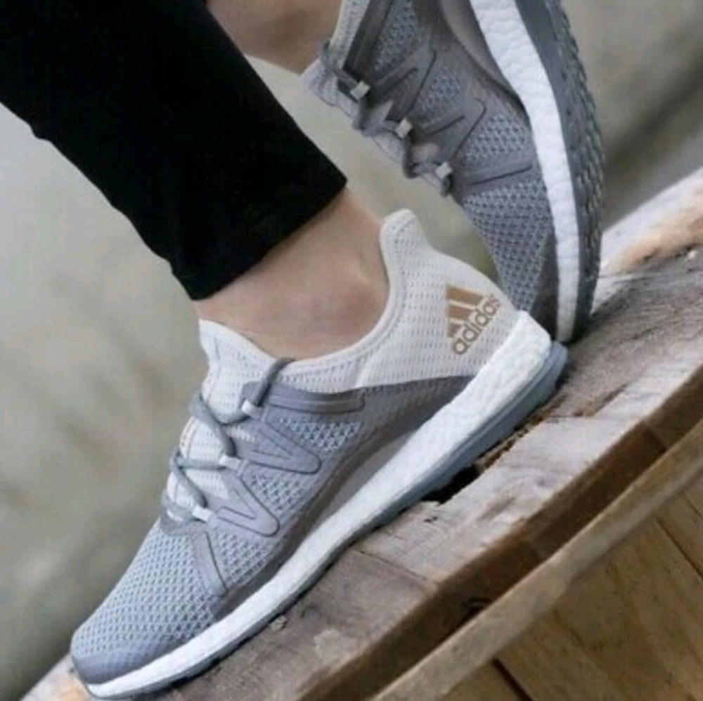 ADIDAS PUREBOOST XPOSE BA8271 Women's Running Shoes Size 9.5